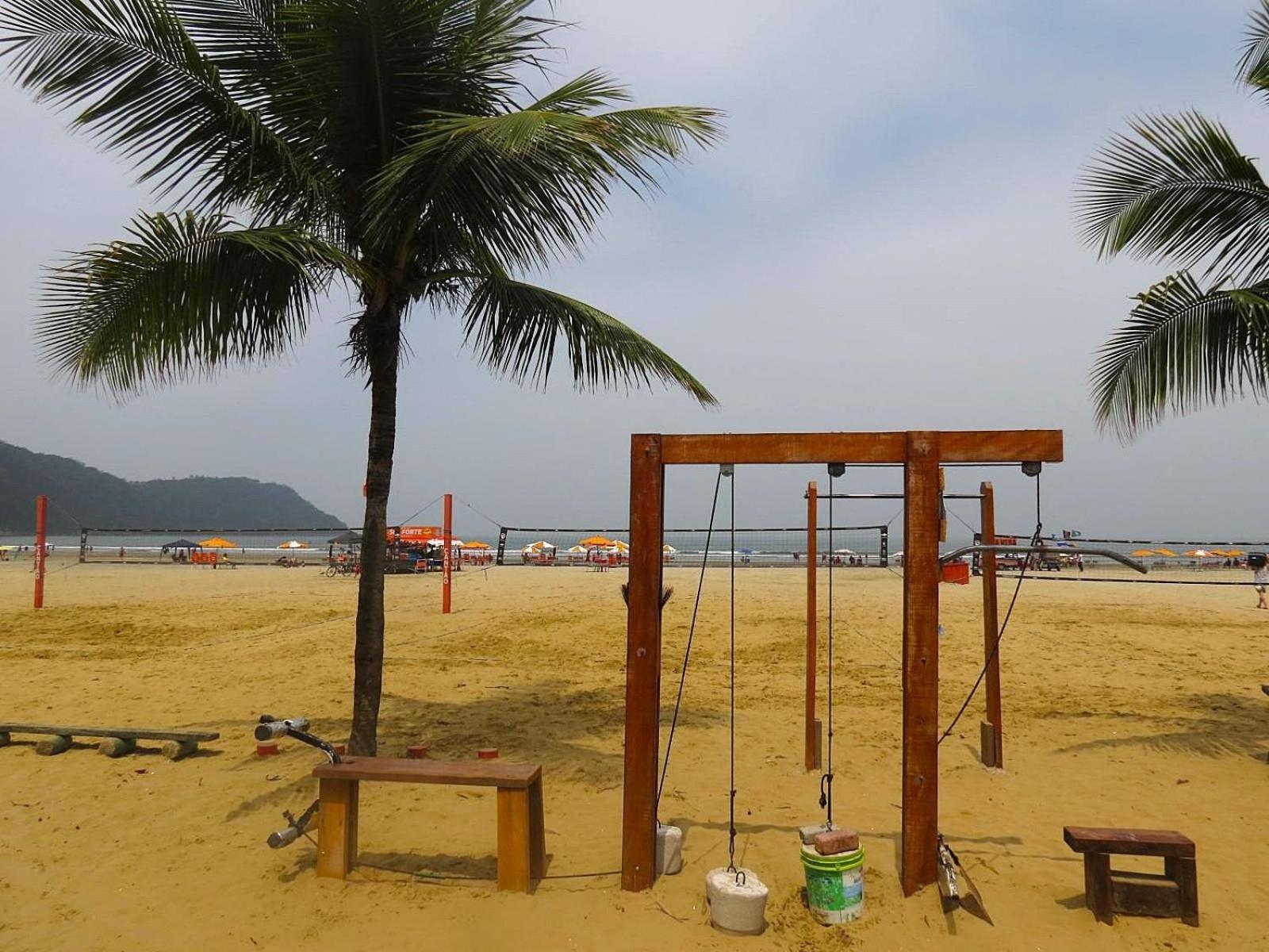 113 Canto Do Forte - 1Dorm - 200 M Da Praia E 20M Dos Bares E Restaurantes - Estacionamento Gratuito E Wi Fi , Tv A Cabo 大普拉亚 外观 照片