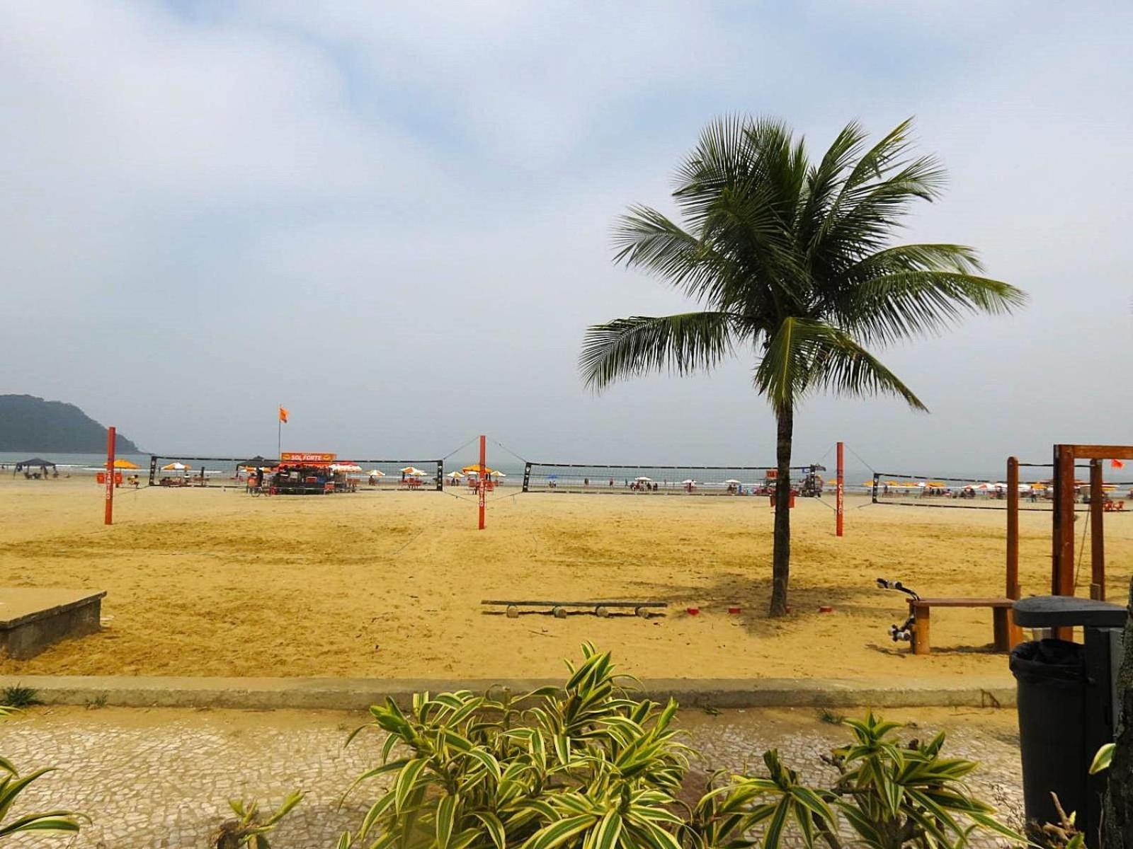 113 Canto Do Forte - 1Dorm - 200 M Da Praia E 20M Dos Bares E Restaurantes - Estacionamento Gratuito E Wi Fi , Tv A Cabo 大普拉亚 外观 照片