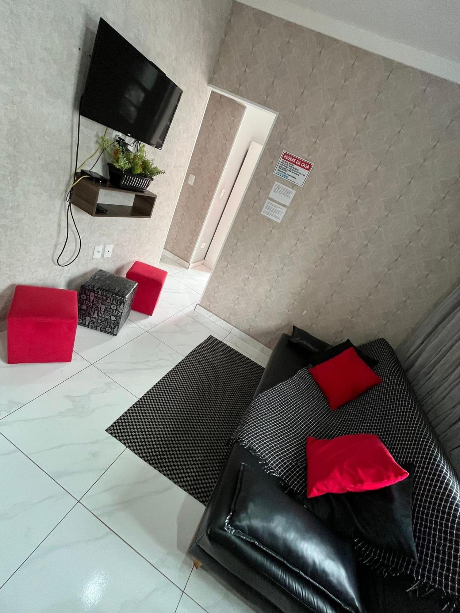 113 Canto Do Forte - 1Dorm - 200 M Da Praia E 20M Dos Bares E Restaurantes - Estacionamento Gratuito E Wi Fi , Tv A Cabo 大普拉亚 外观 照片